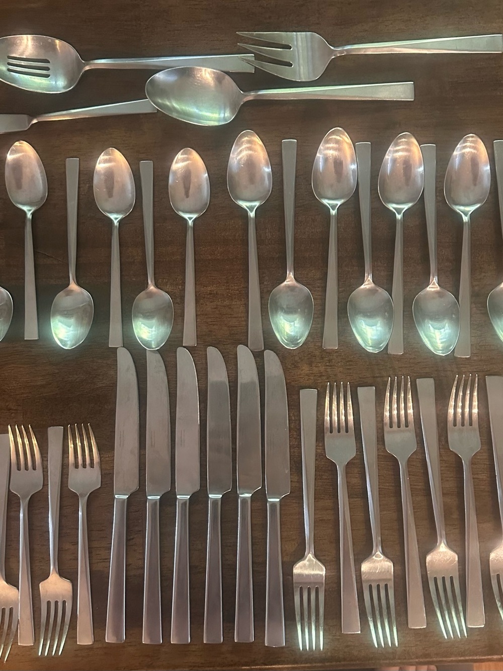 Reed & Barton Polished Silver Stainless Flatware Set